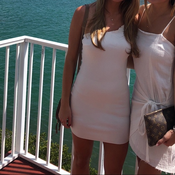 LF White sundress - Picture 3 of 3